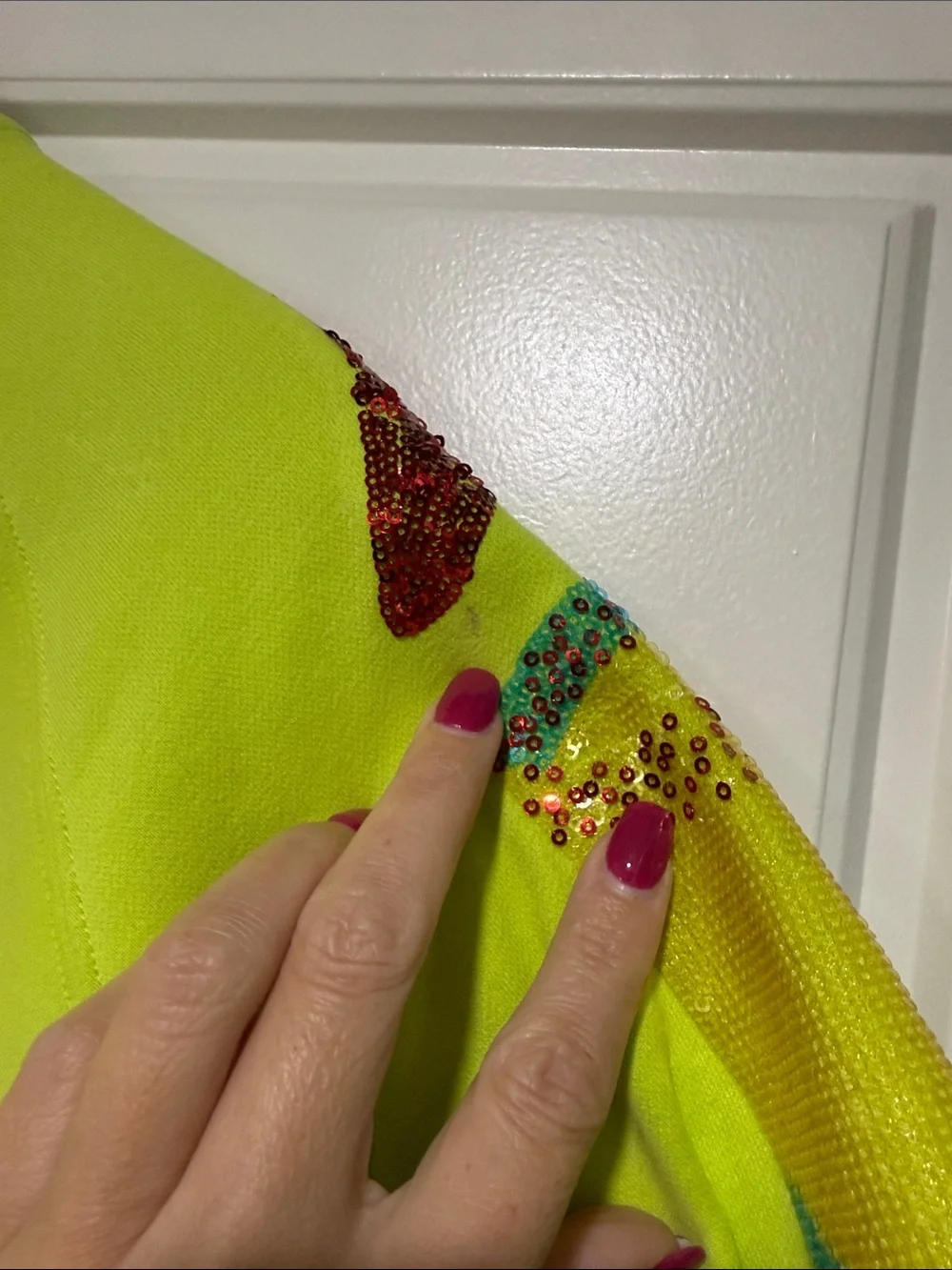 QUEEN OF SPARKLES Neon green Sequin Mexican Food Short Sleeve Sweatshirt